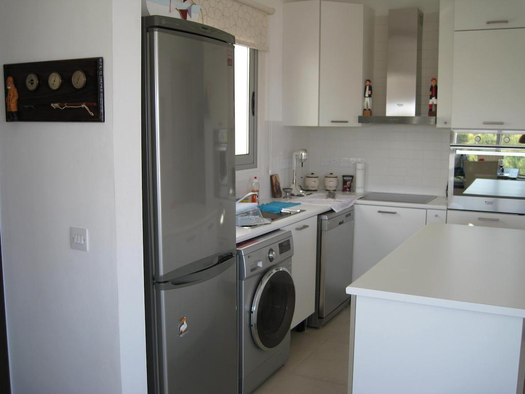Trident Beach Apartment Protaras Exterior photo