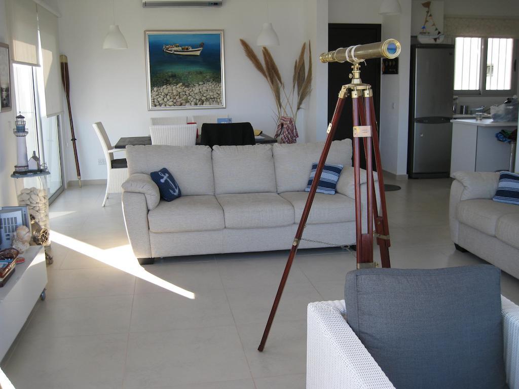 Trident Beach Apartment Protaras Room photo